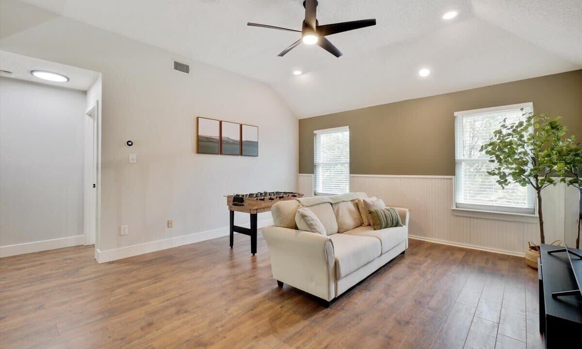 Photo of Livingroom in Flower Mound