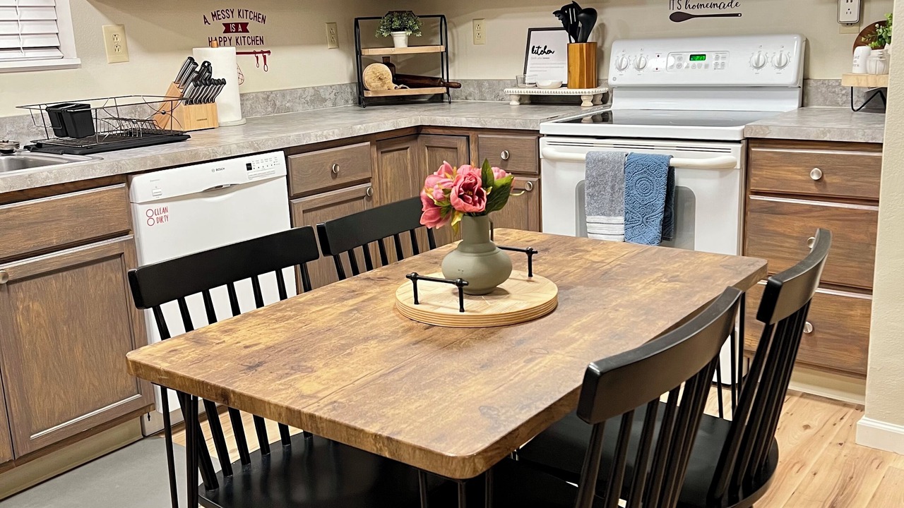 Photo of Kitchen in Midtown Anchorage