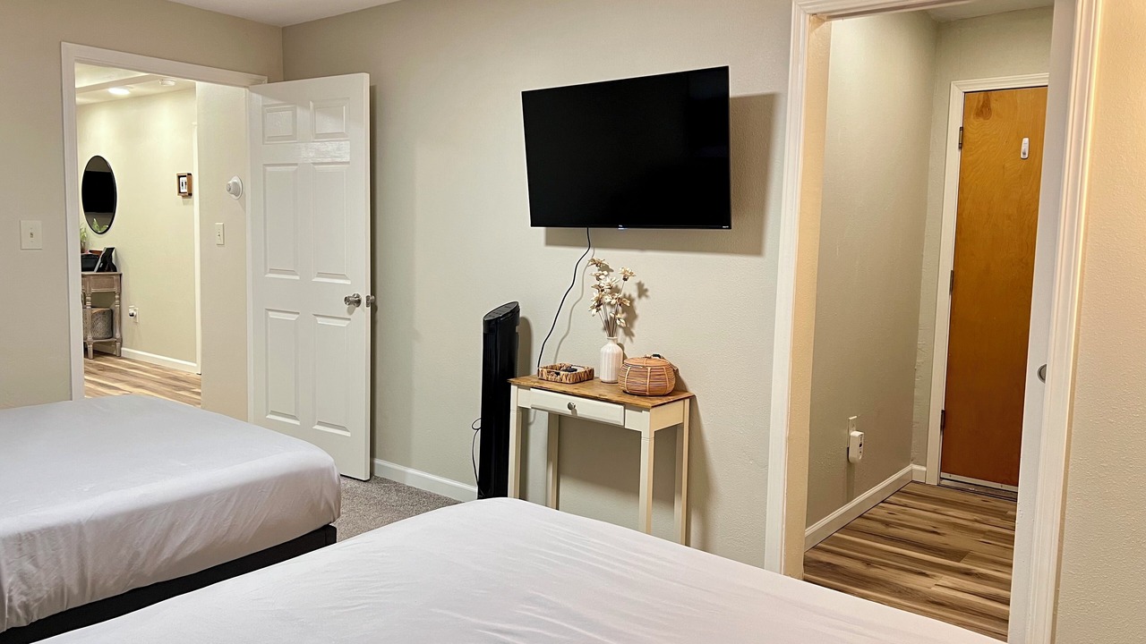 Photo of Bedroom in Midtown Anchorage