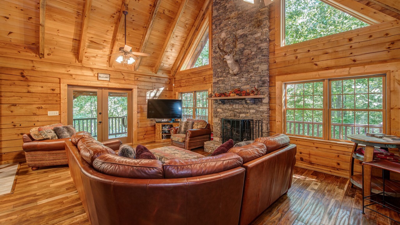 Photo of Livingroom in Ellijay