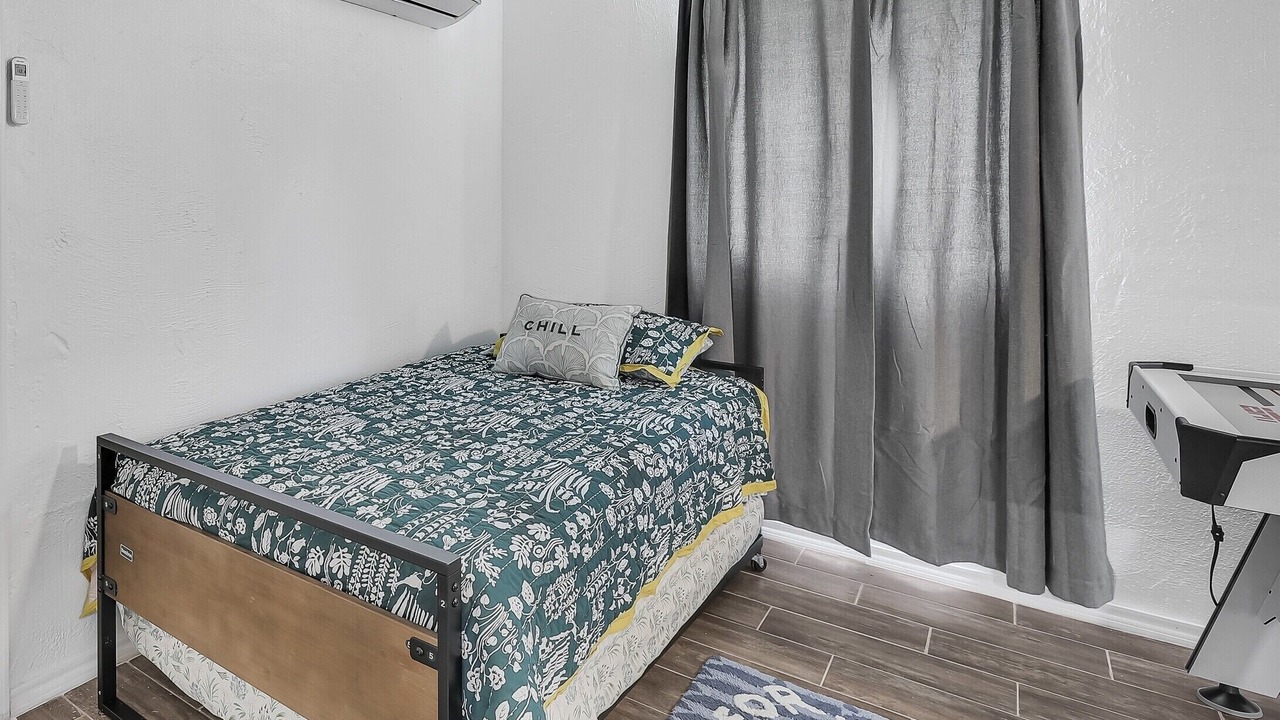 Photo of Bedroom in Weslaco