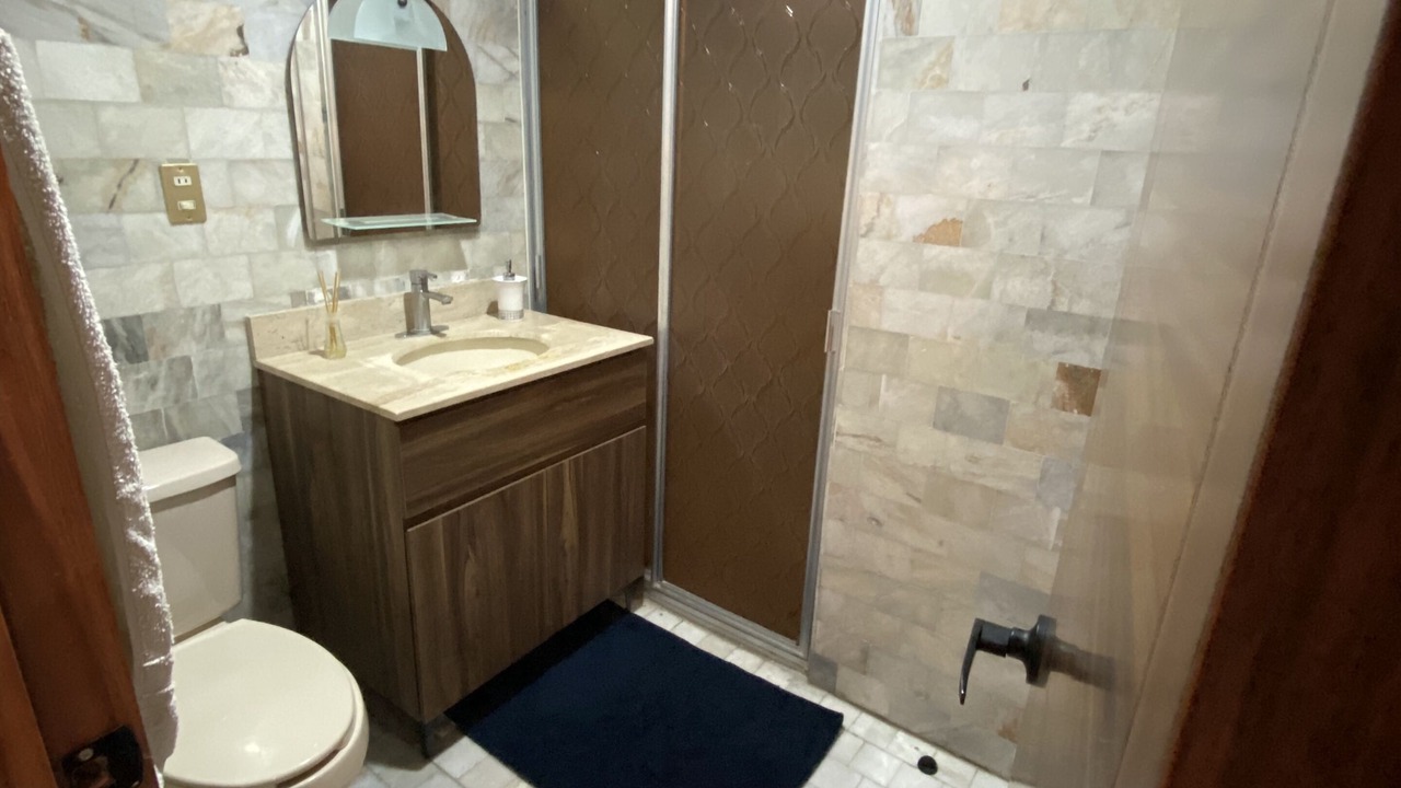Photo of Bathroom in Zona Expo