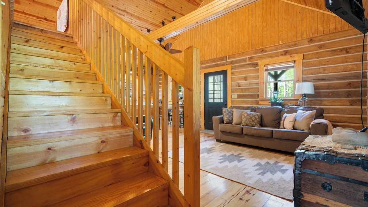 Photo of Livingroom in Birdseye