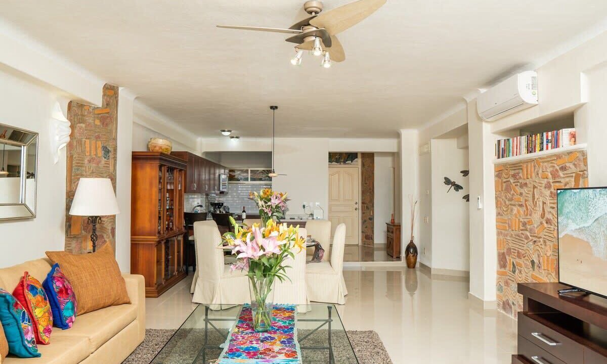 Photo of Livingroom in Flamingos