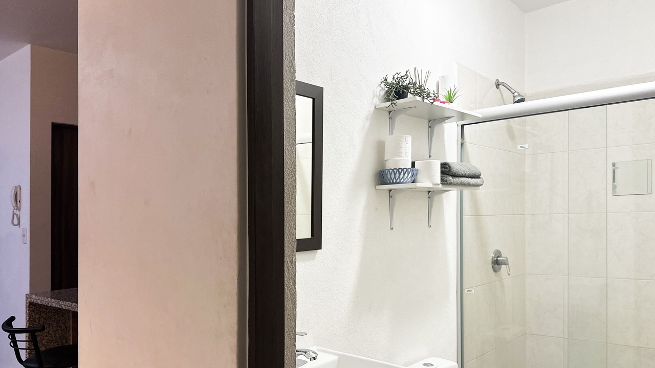 Photo of Bathroom in San Pedro Tlaquepaque