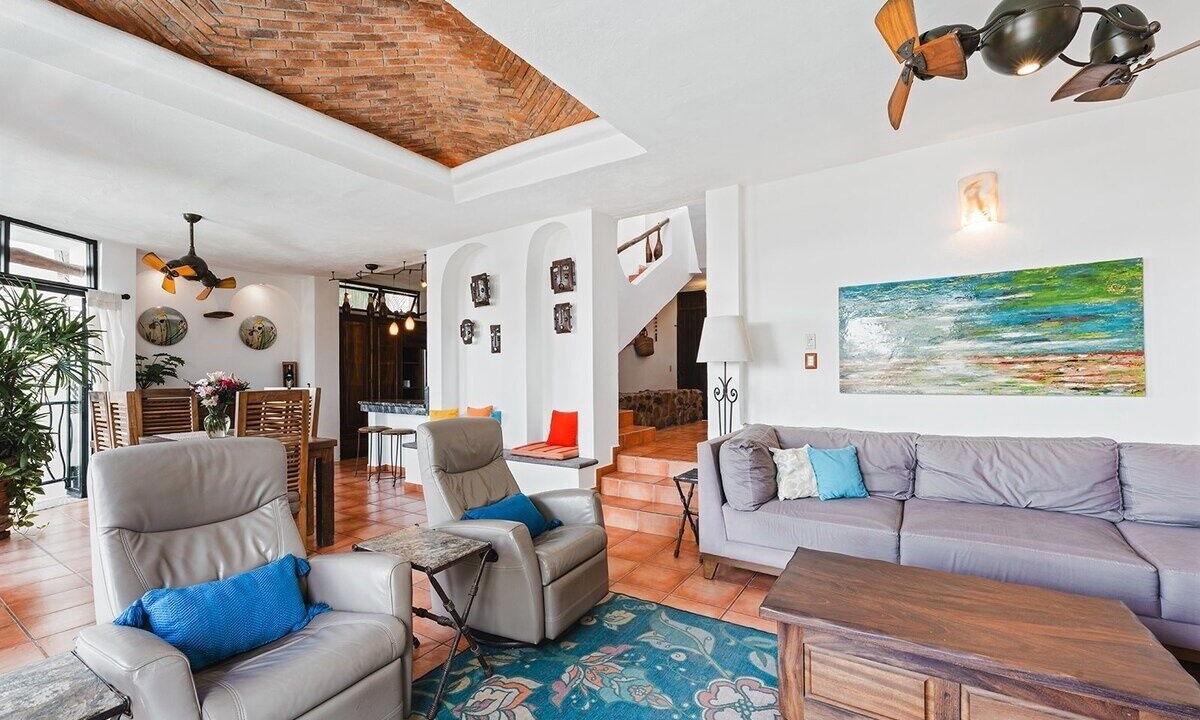 Photo of Livingroom in North End