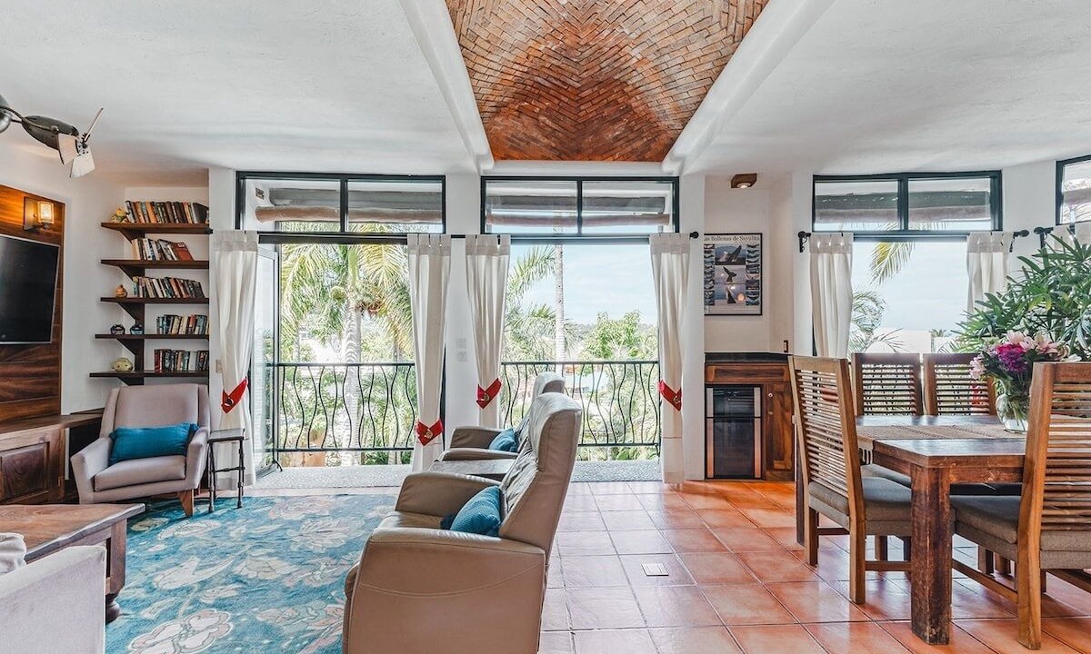 Photo of Livingroom in North End