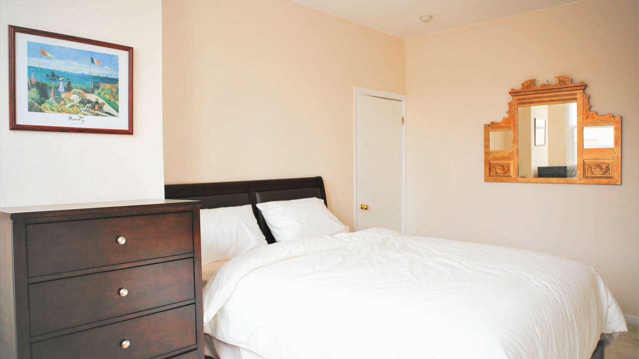 Photo of Bedroom in Russian Hill