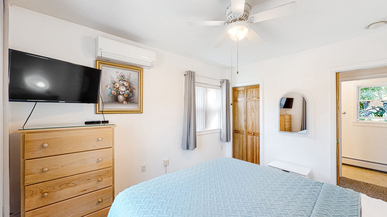 Photo of Bedroom in Bar Harbor