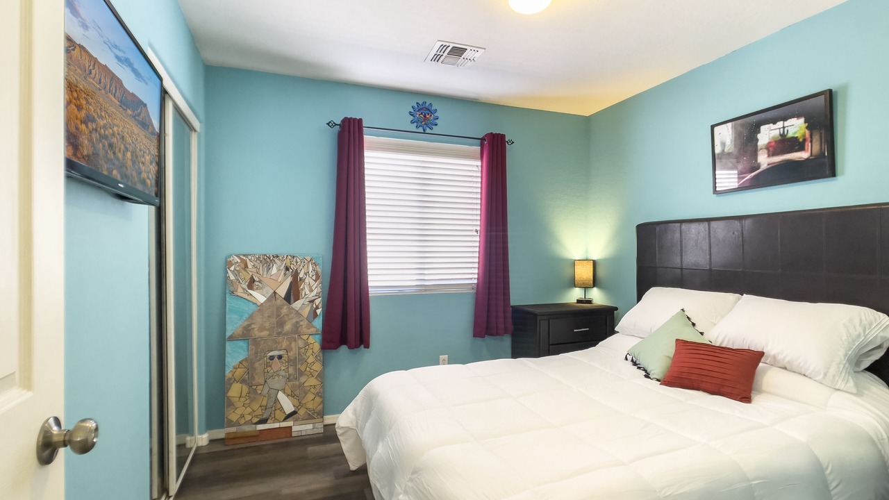 Photo of Bedroom in South Mountain