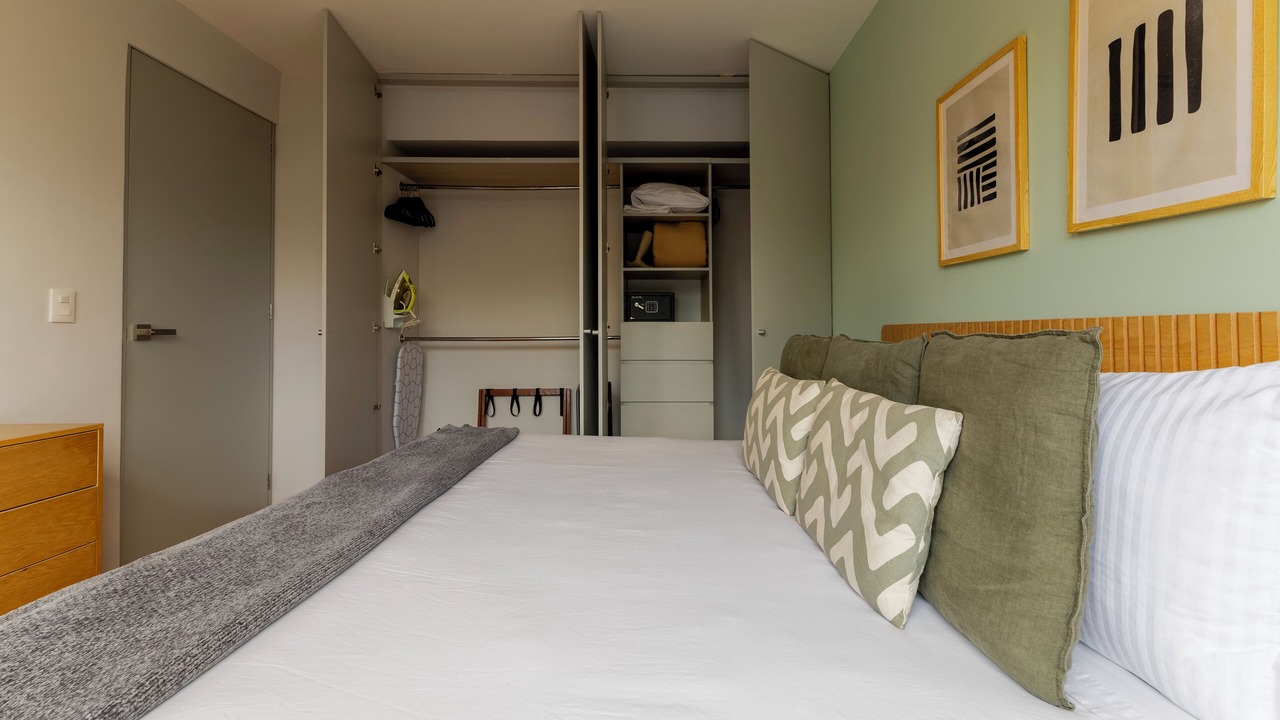 Photo of Bedroom in Anahuac