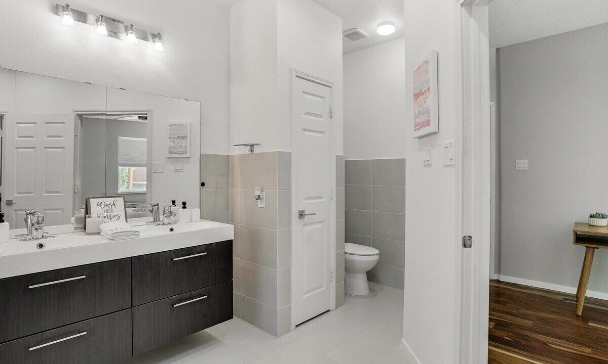 Photo of Bathroom in Flower Mound