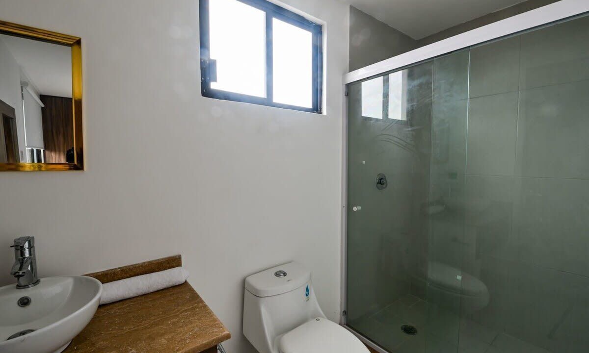 Photo of Bathroom in Alvarado