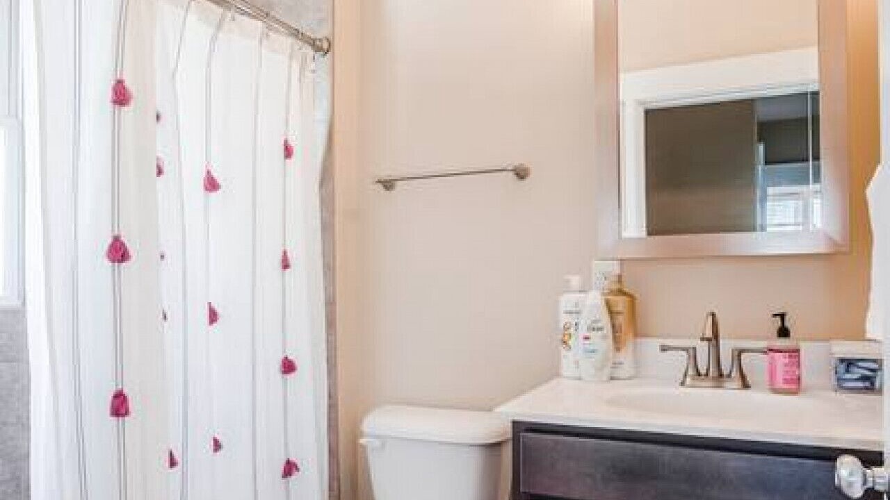 Photo of Bathroom in Oakley