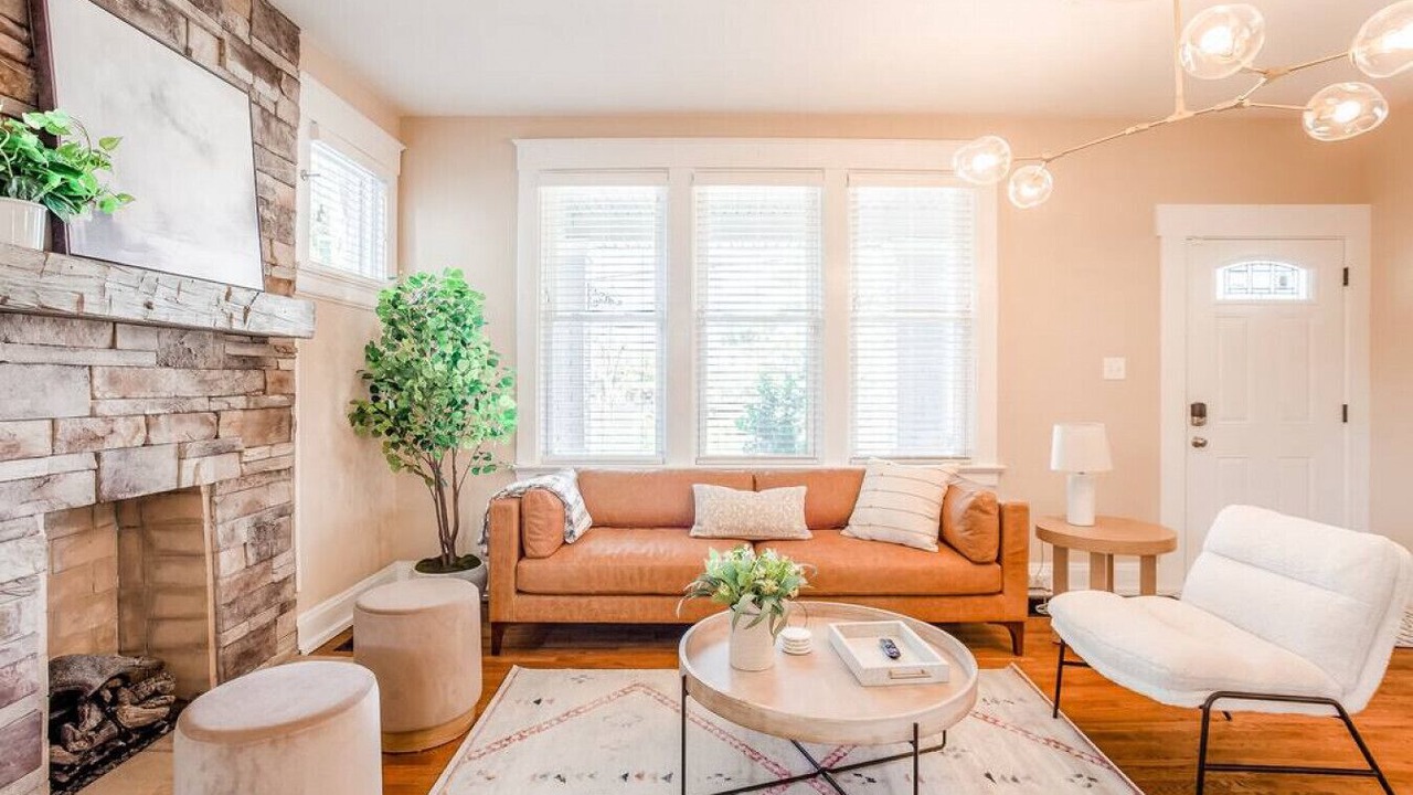 Photo of Livingroom in Oakley