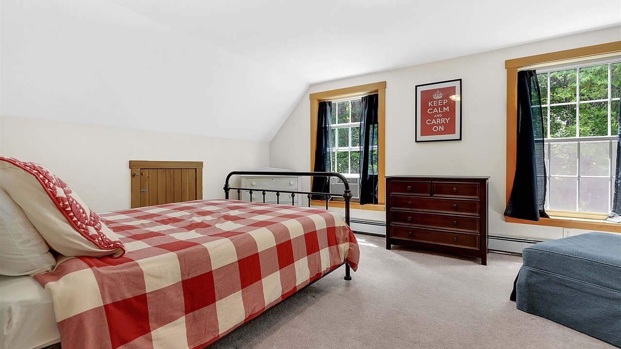 Photo of Bedroom in Bethel