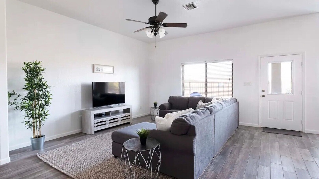 Photo of Livingroom in Fortuna Foothills