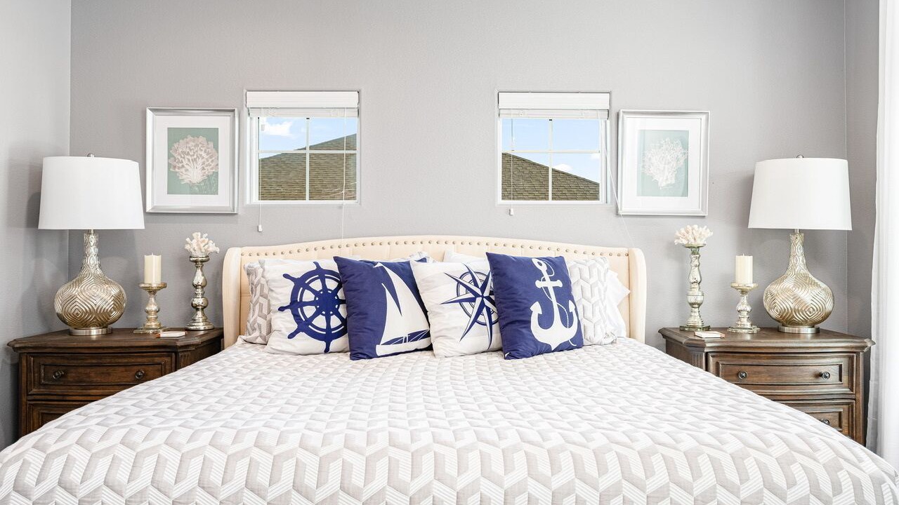 Photo of Bedroom in Crystal Beach