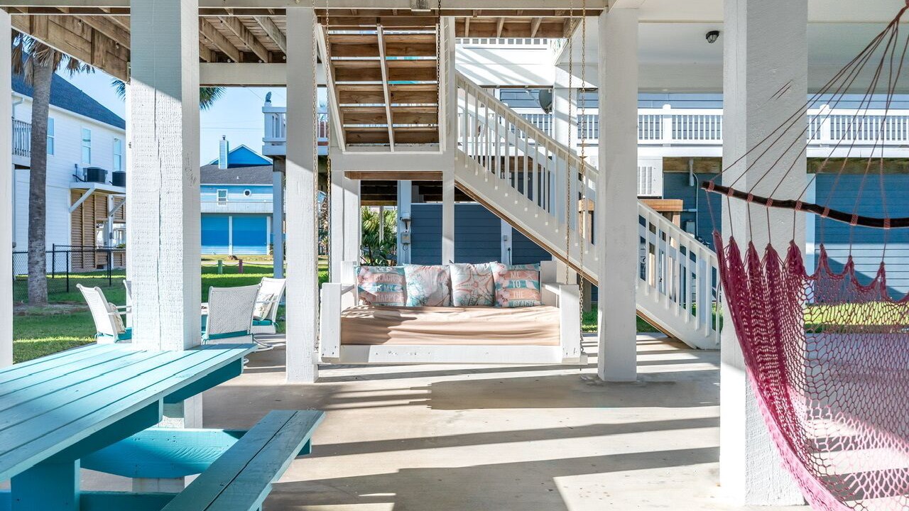 Photo of Patio Balcony in Crystal Beach
