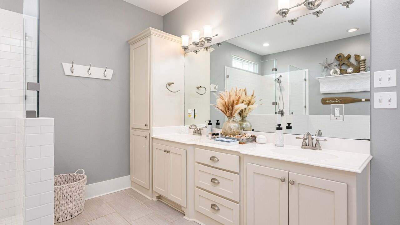 Photo of Bathroom in Crystal Beach