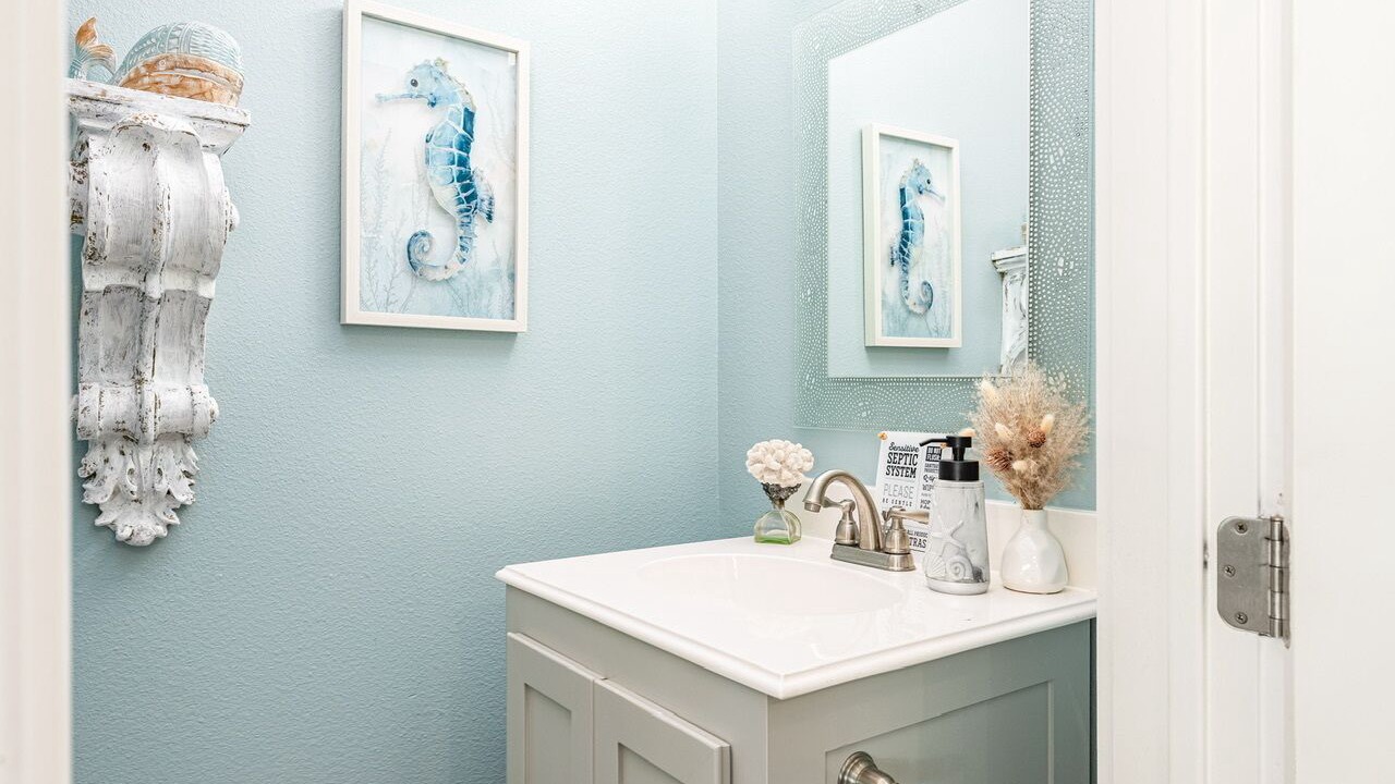 Photo of Bathroom in Crystal Beach