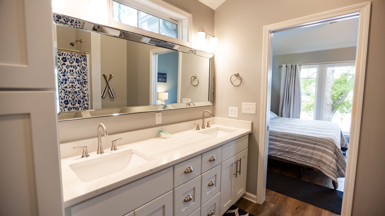 Photo of Bathroom in Lyman