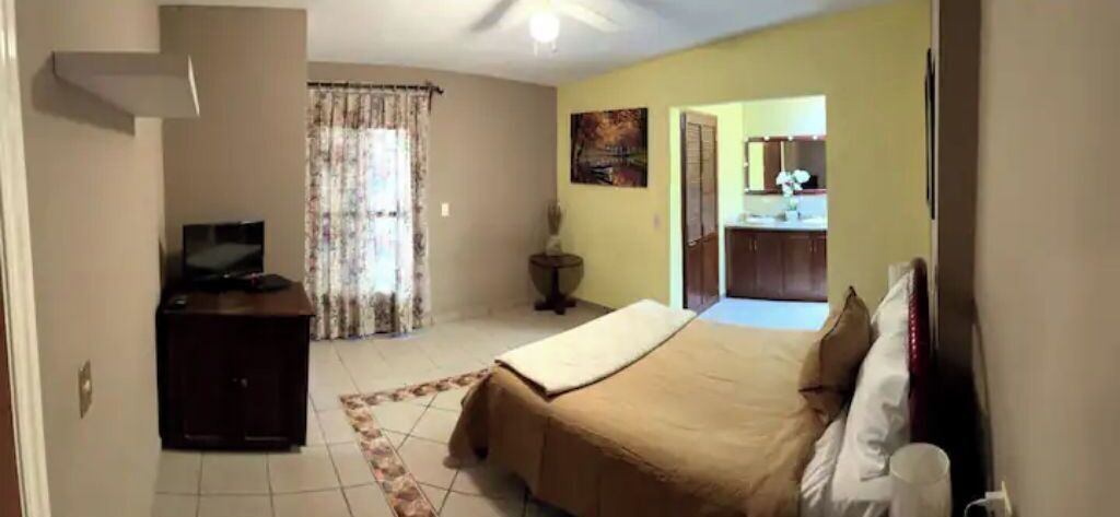 Photo of Bedroom in Chapala