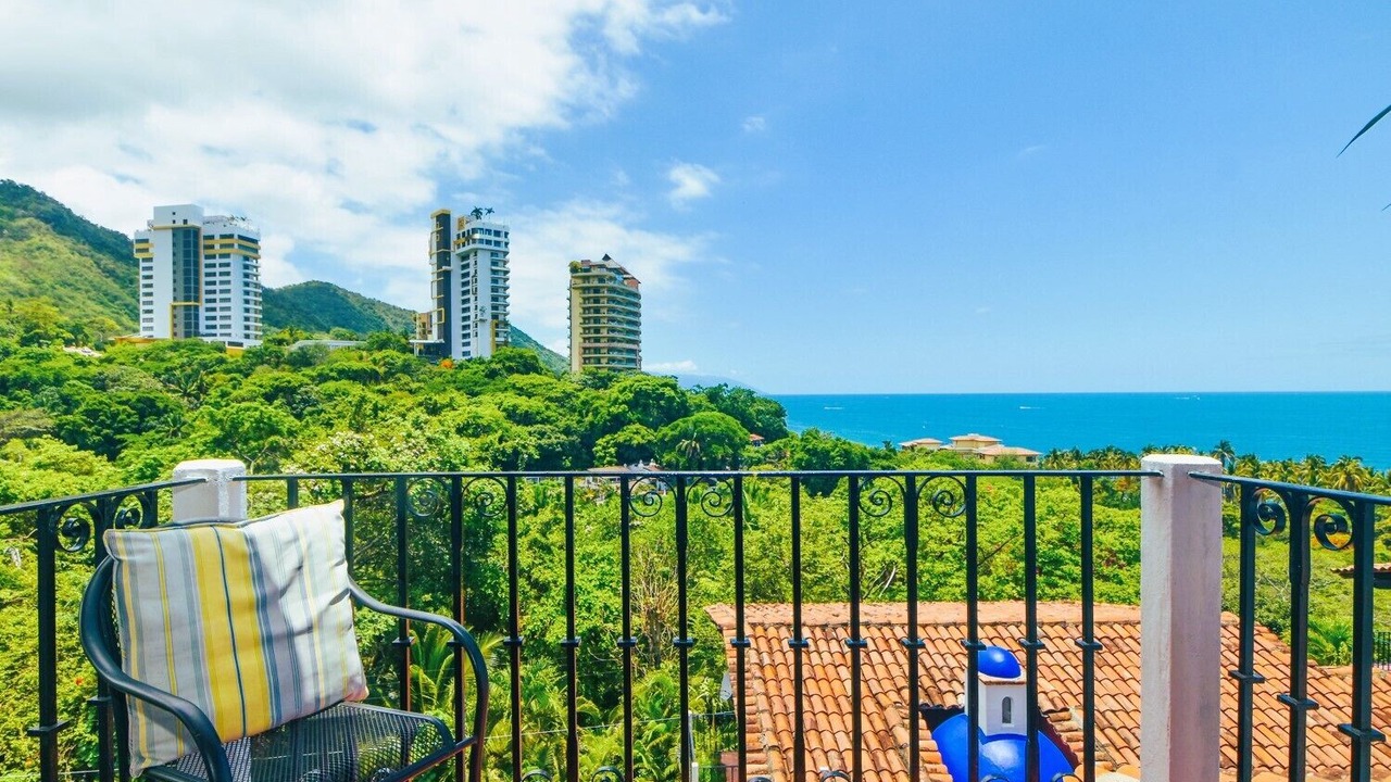 Photo of Outdoor in South Shore Hotel Area