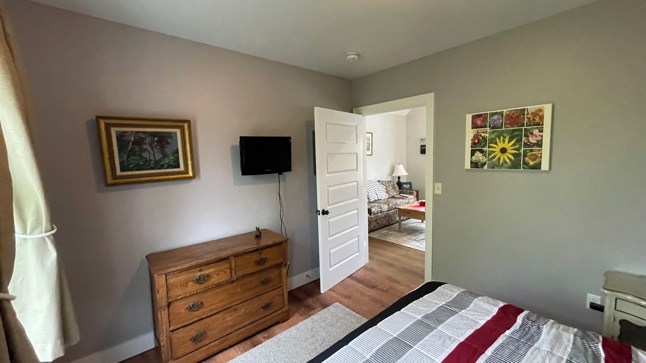 Photo of Bedroom in Vinalhaven