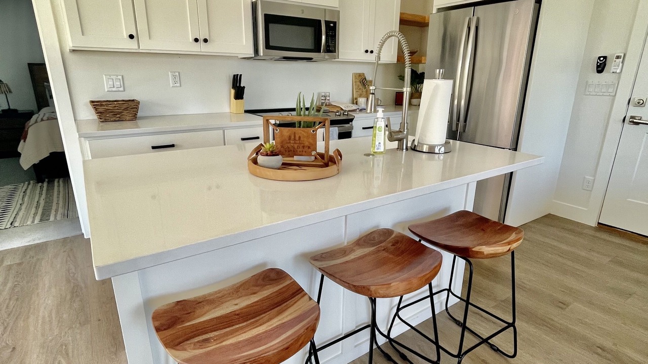 Photo of Kitchen in Hurricane