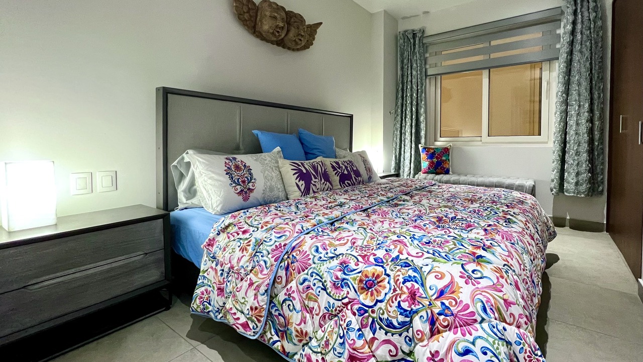 Photo of Bedroom in Romantic Zone