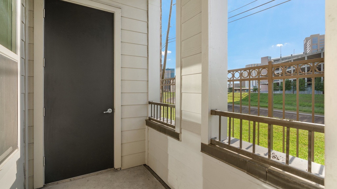Photo of Patio Balcony in Texas Medical Center