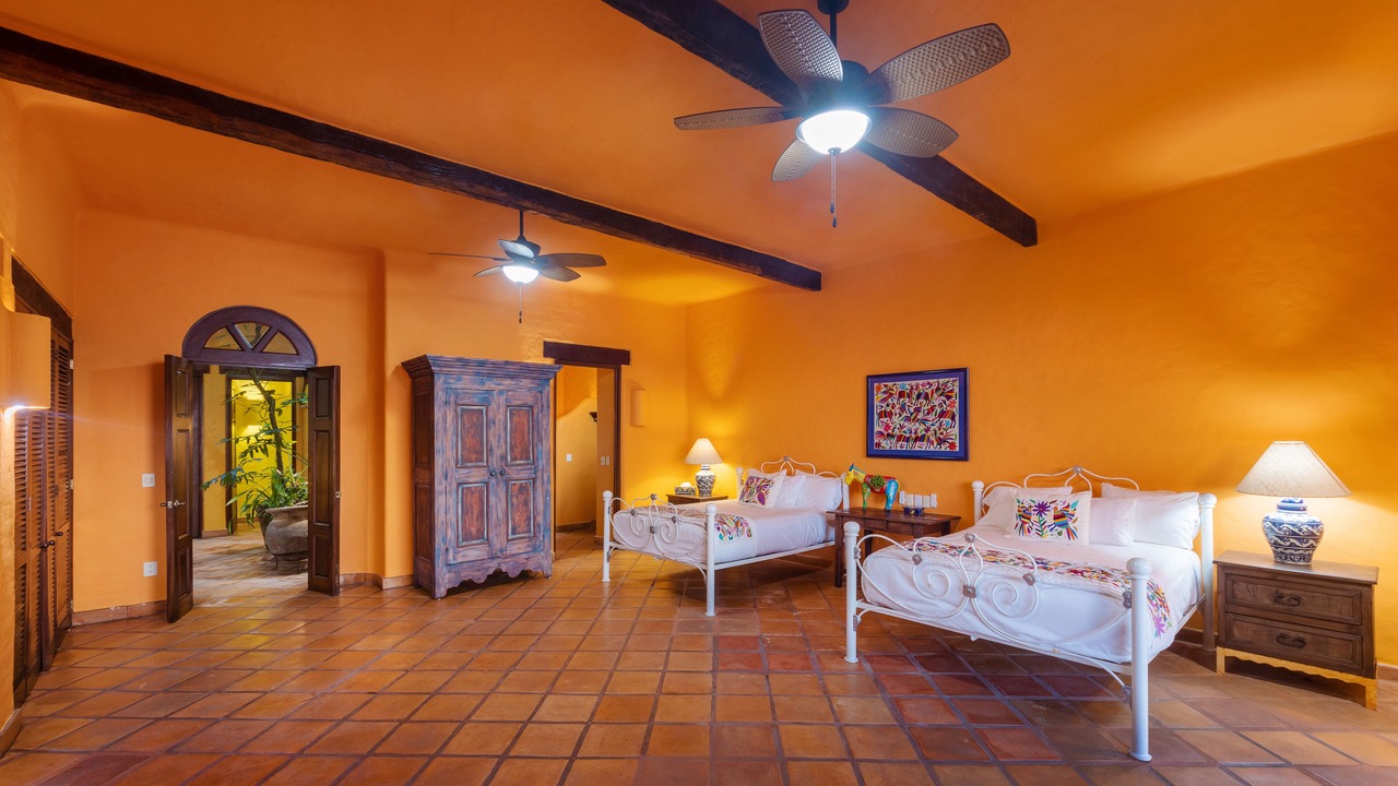Photo of Bedroom in South Shore Hotel Area