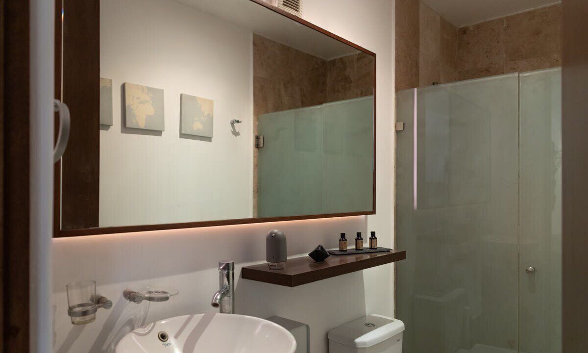 Photo of Bathroom in Del Valle