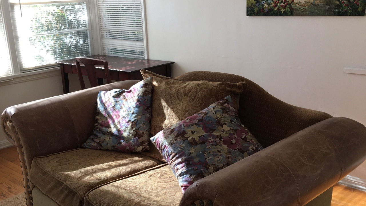 Photo of Livingroom in Faircrest Heights