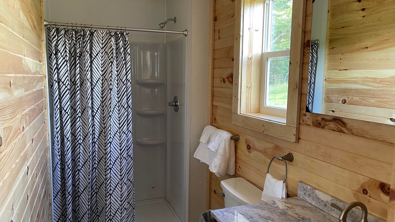 Photo of Bathroom in Dry Ridge