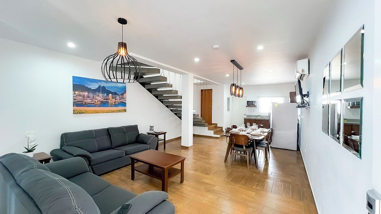 Photo of Livingroom in San Carlos