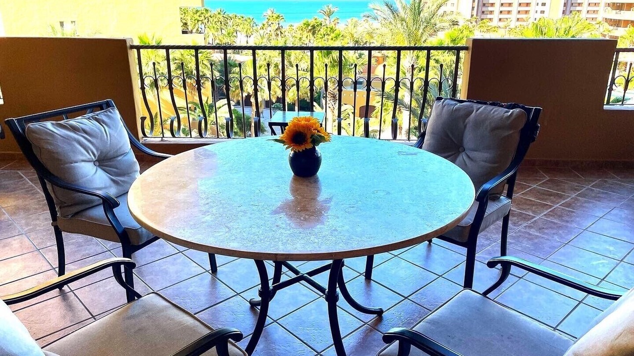 Photo of Patio Balcony in Sandy Beach