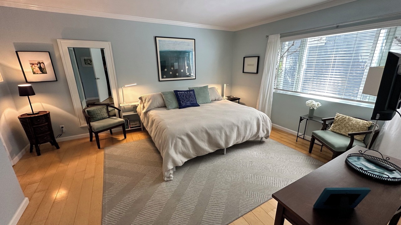 Photo of Bedroom in Marina Peninsula