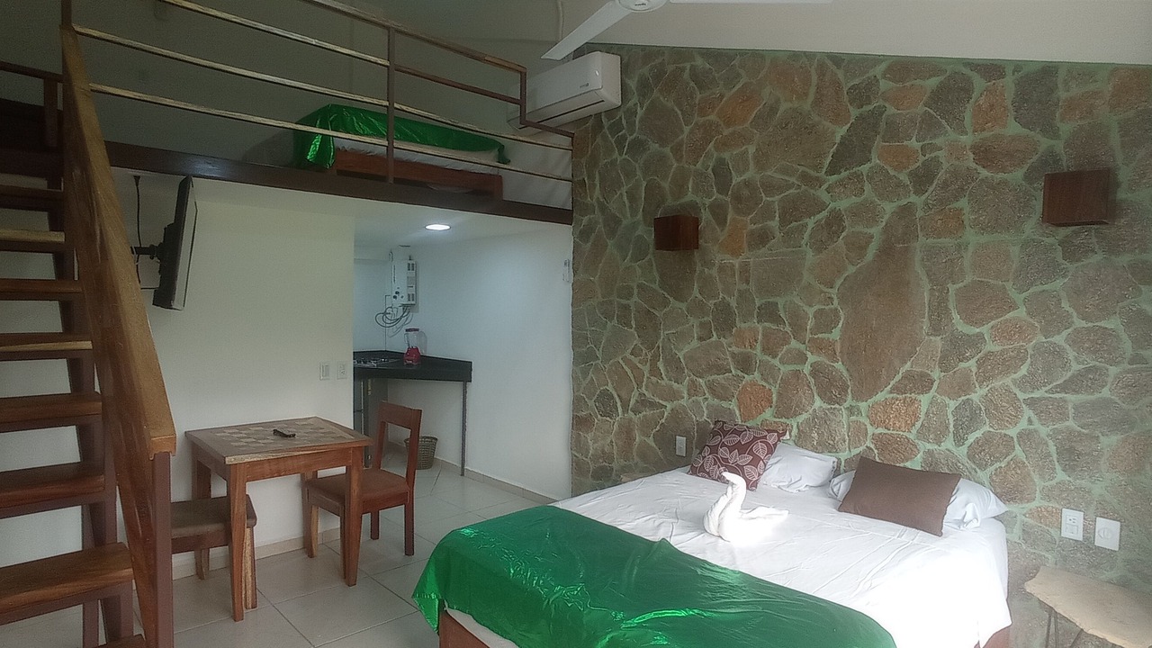 Photo of Bedroom in R