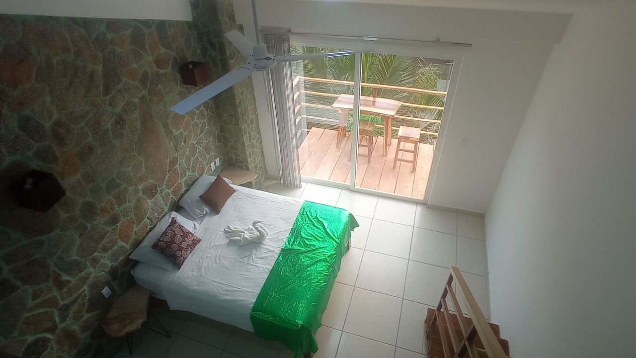 Photo of Bedroom in R