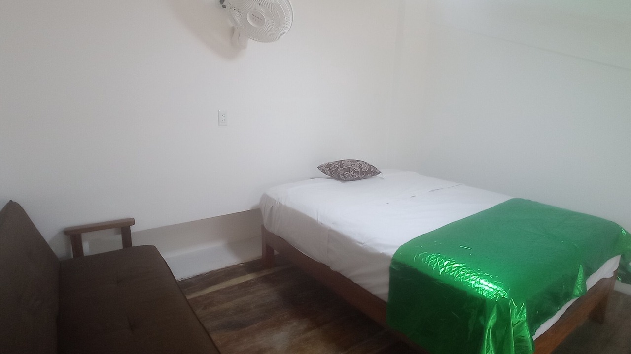 Photo of Bedroom in R