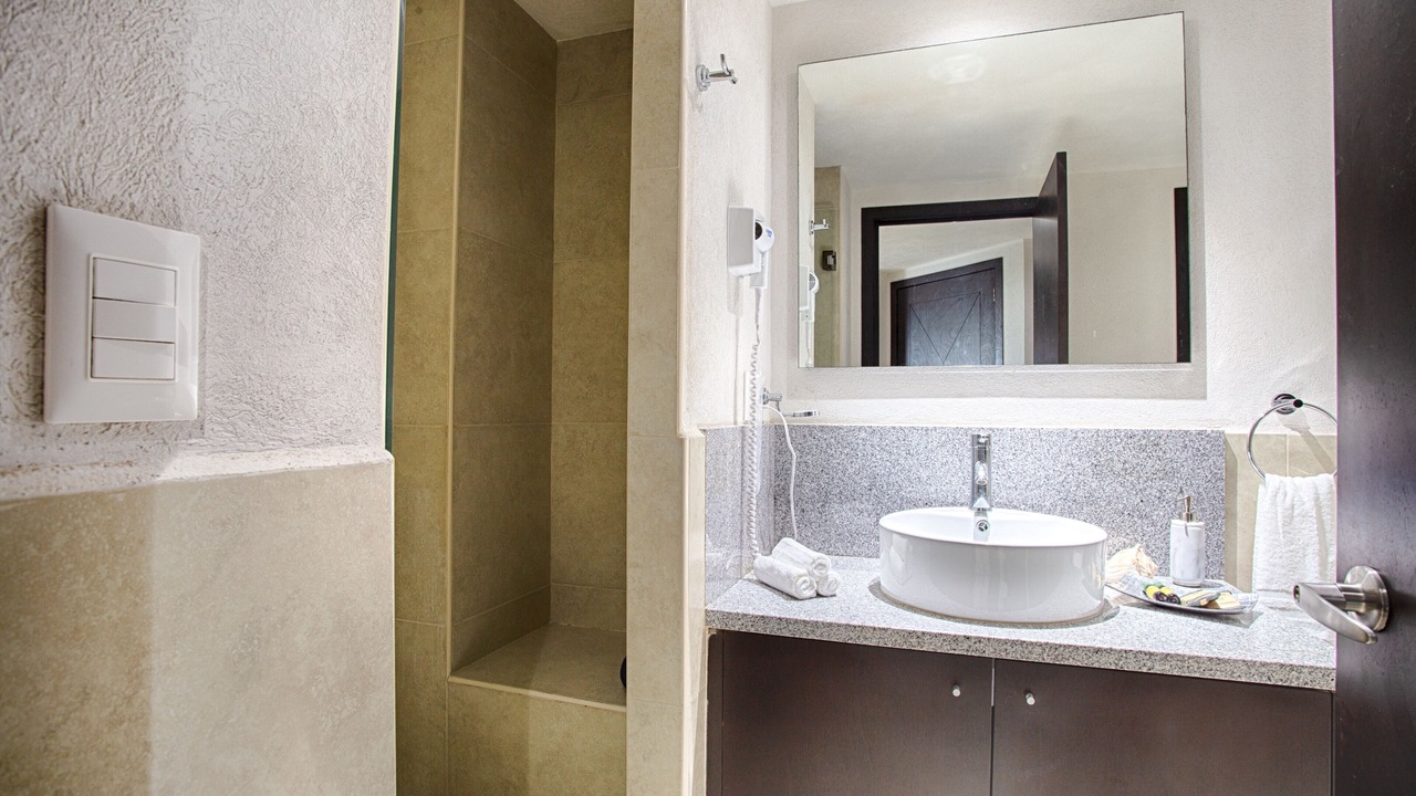 Photo of Bathroom in South Hotel Zone