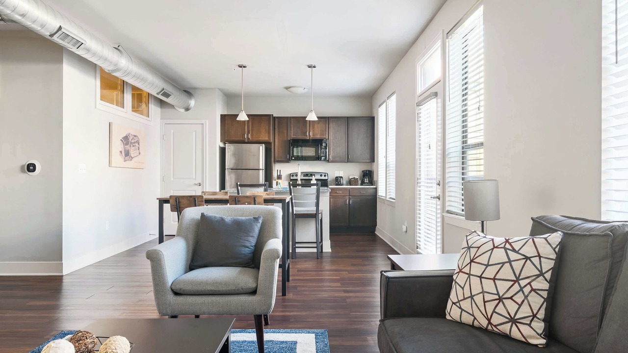 Photo of Livingroom in Mile Square