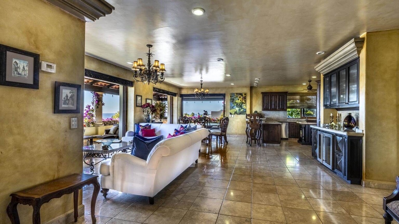 Photo of Livingroom in Cabo Bello