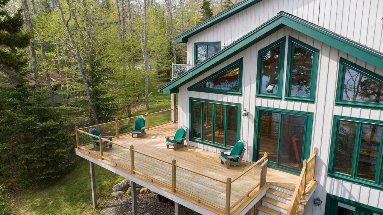 Photo of Patio Balcony in Salsbury Cove