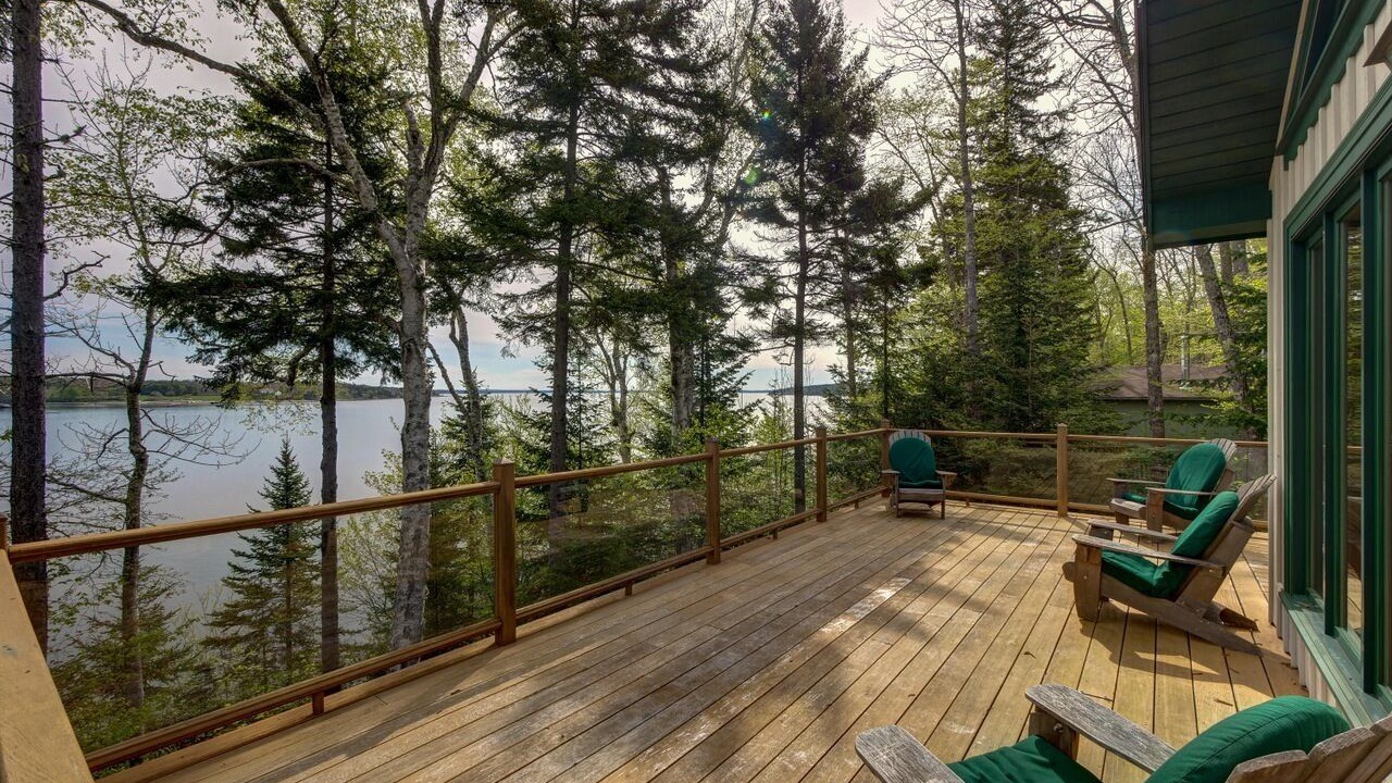 Photo of Patio Balcony in Salsbury Cove