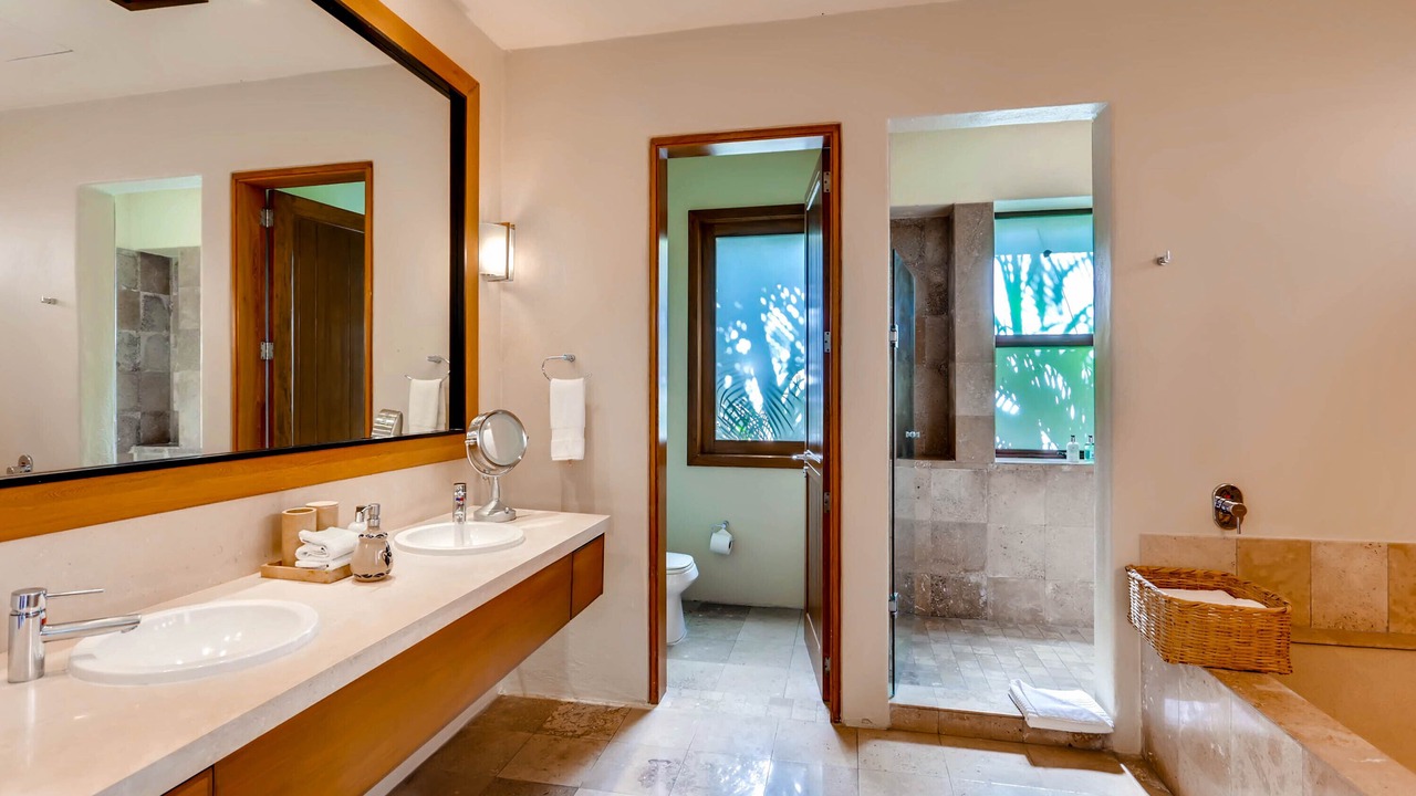 Photo of Bathroom in La Cruz de Huanacaxtle