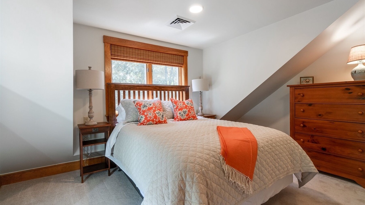 Photo of Bedroom in Lyman