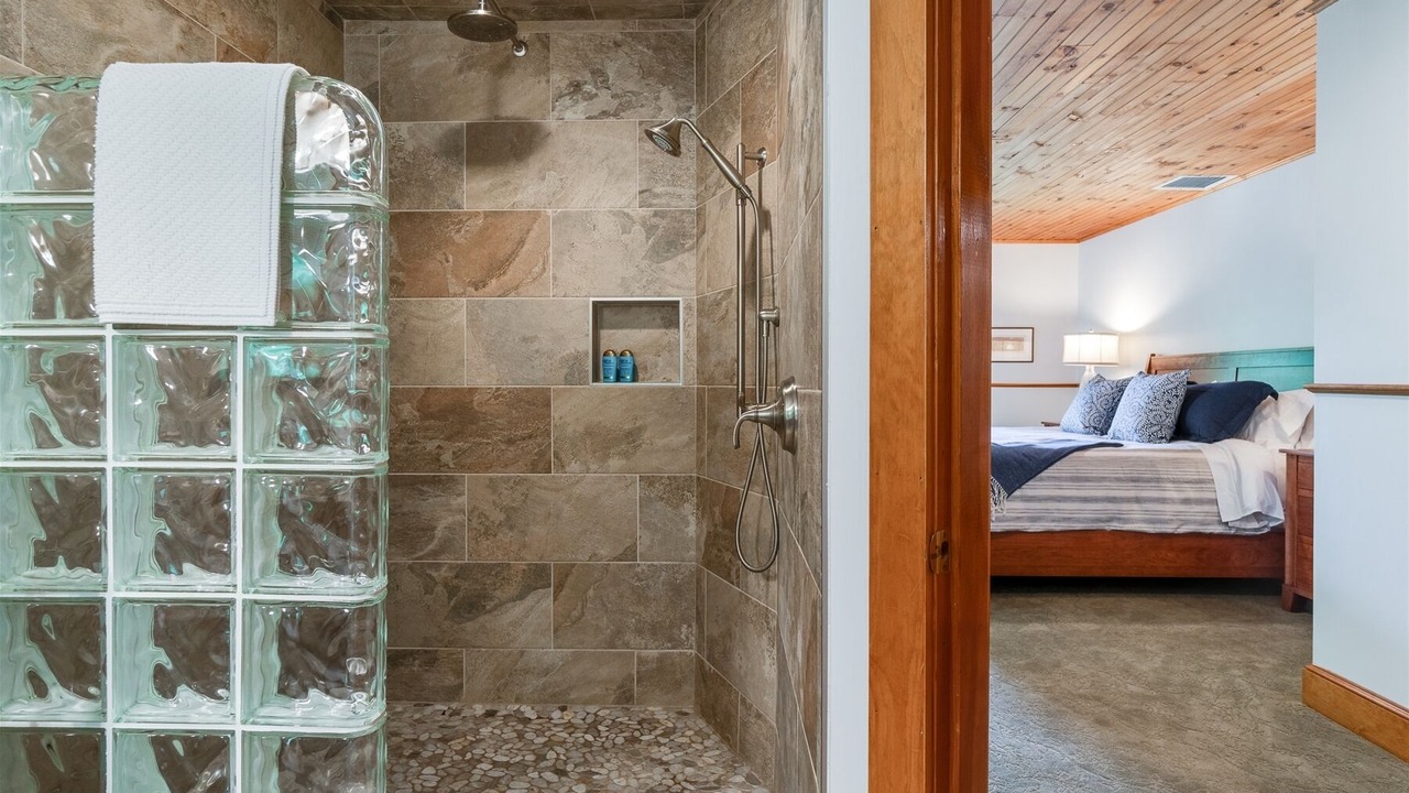 Photo of Bathroom in Lyman